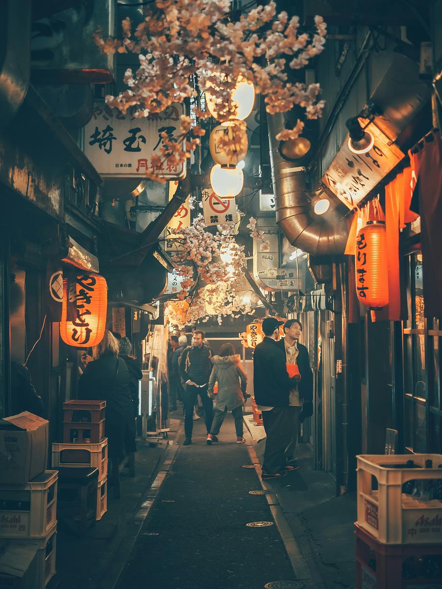 yoav-aziz-tkcd-iwc4gi-unsplash